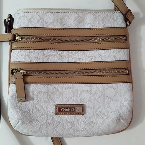 Calvin Kline Handbag - Picture 1 of 9